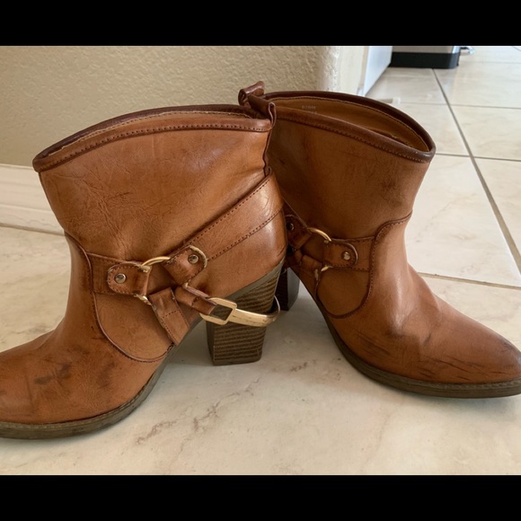 Rustic Cowboy Ankle Booties - Picture 3 of 6